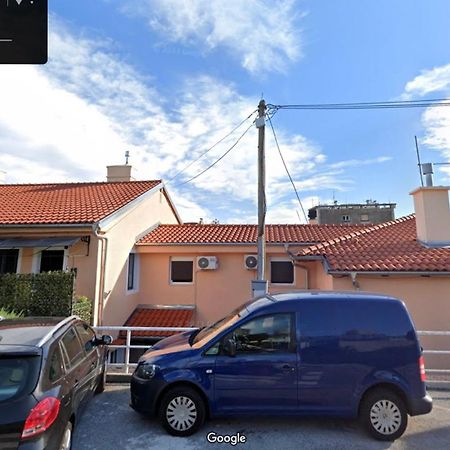 Sweet Studio Apartment Living In Rijeka Exteriör bild